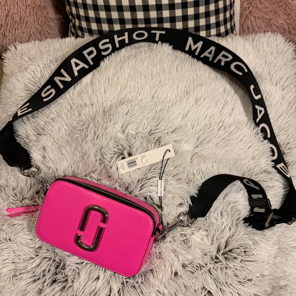 Marc Jacobs “Snapshot” Purse in hot pink